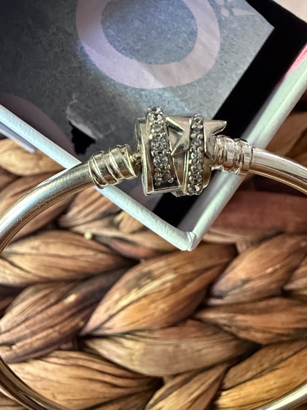 Pandora Shooting Star Silver Bangle NWoT - Picture 3 of 10